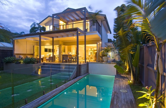 Comfy family beach house, an entertainers delight- sandy feet paradise.