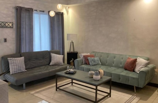 ¡comodidad y Modernidad en Increíble Apartamento en la Primera Planta!