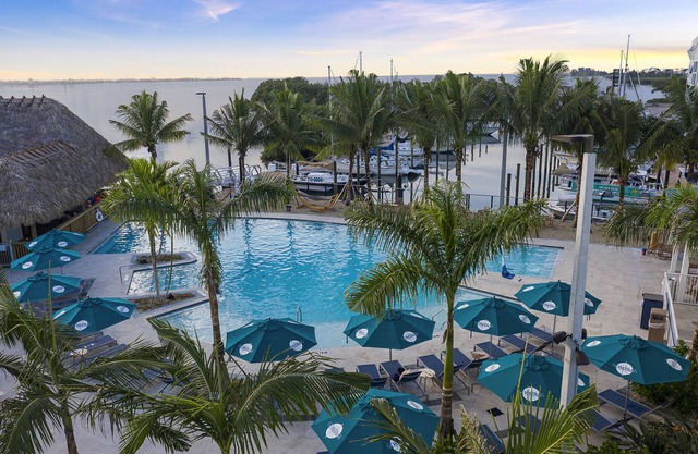 Compass Hotel by Margaritaville Anna Maria Sound