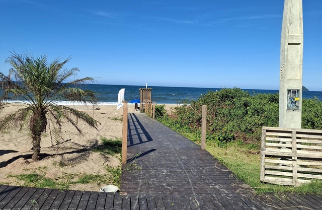 COMPLETE APARTMENT/100METERS FROM THE BEACH/19 MINUTES FROM BETO CARREIRO