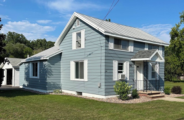 Completely remodeled 4 bed 2 bath home on the river!