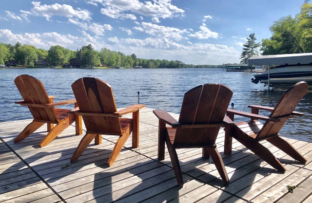 COMPLETELY REMODELED cabin on Daggett WFC 2024 23FT PONTOON INCLUDED