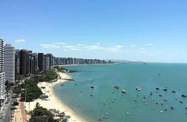 Completo em Hotel Localização Perfeita