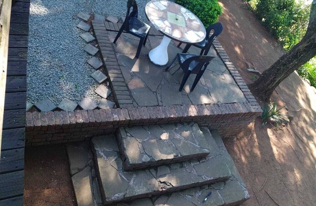 Comrades Oasis Guest House