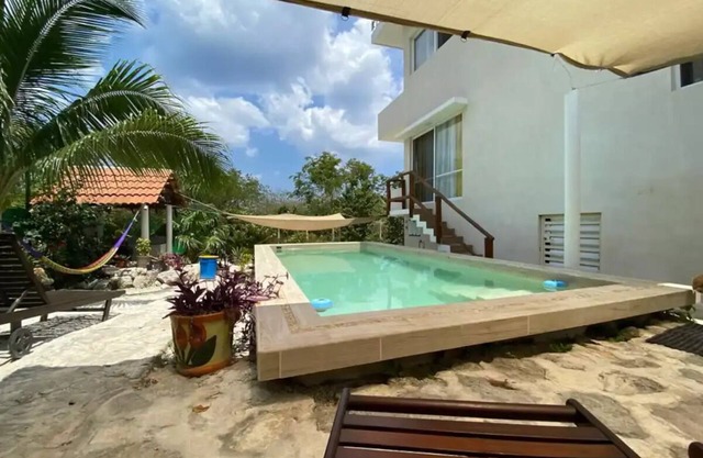 Condo 2, maximum 5 people, divers/families/friendsn