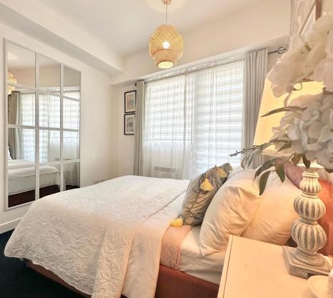 Condo in Batasan Hills with a Mountain view