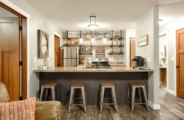 Condo in the Hills #2