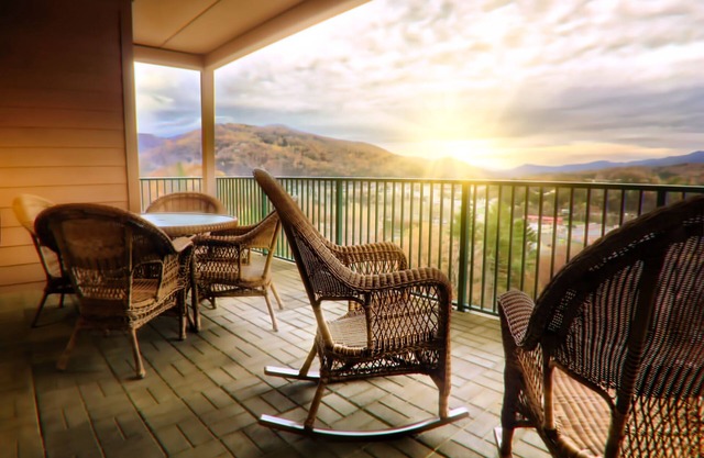 Condo with breath-taking views ,indoor/outdoor pools ,workout room 5003