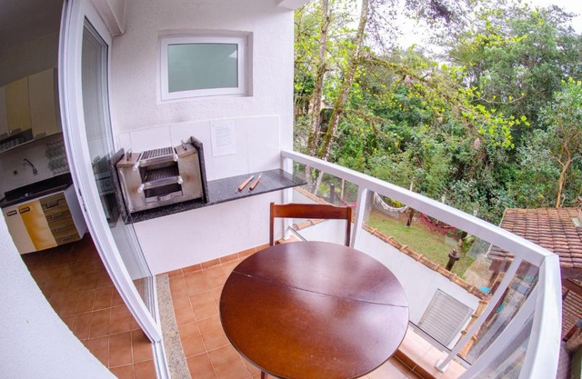 CONDOMÍNIO PEDRAS PRECIOSAS