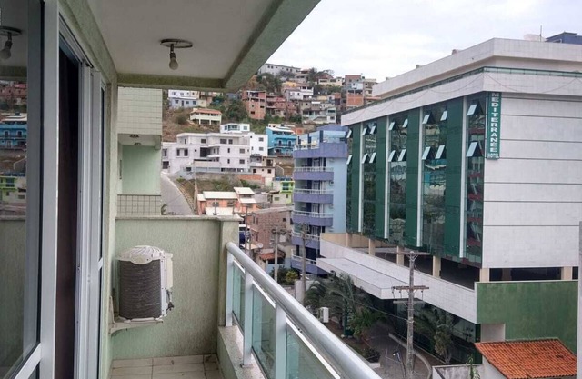 Confortável Apartamento Dois Quartos À150 Metros da Praia com ar Condicionado