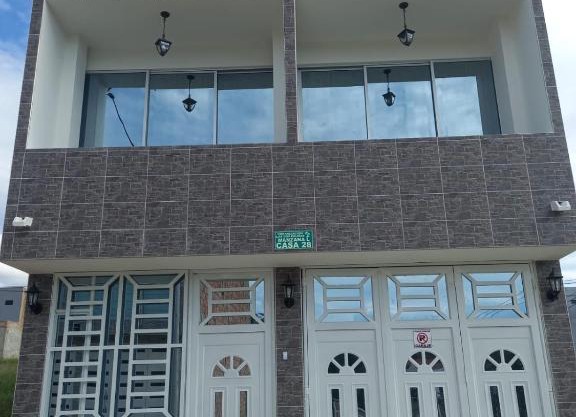 Confortable casa vacacional en Carmen de Apicalá