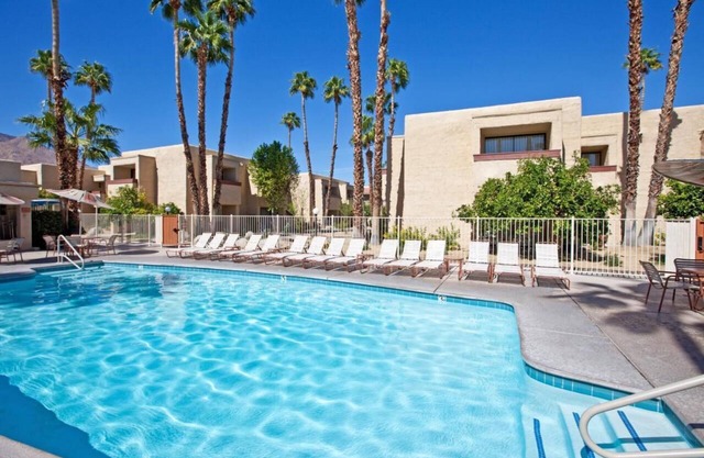 Congratulations! Sleeps 6+Extras!