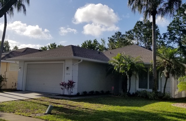 CONTACT FREE CHECK-IN/CHECK OUT - 4BR/2BA VILLA W/PVT POOL 5 MILES FROM DISNEY