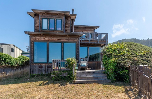 Contemplation Haven Oceanfront | Westport