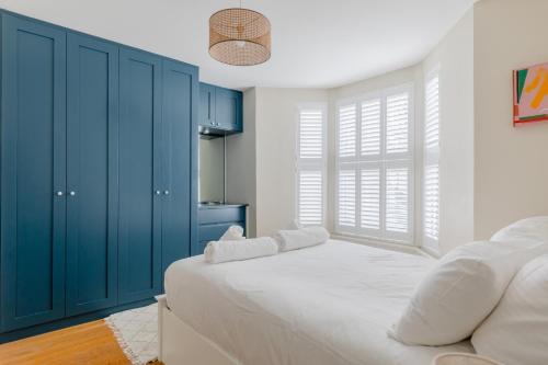 Contemporary 2BD Cottage-Style Flat Hackney