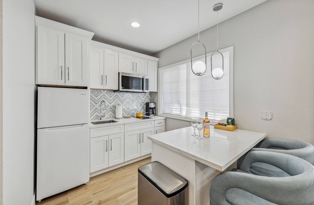 Contemporary Studio Apartment near downtown San Jose