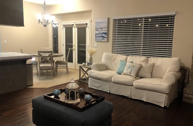 Contemporary Tranquil Getaway with Relaxing Garden