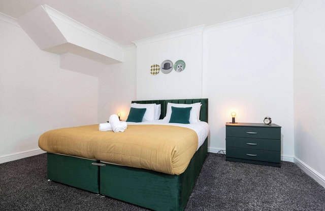 Contractor Stay - 4 Beds, Games Room, Secure Parking