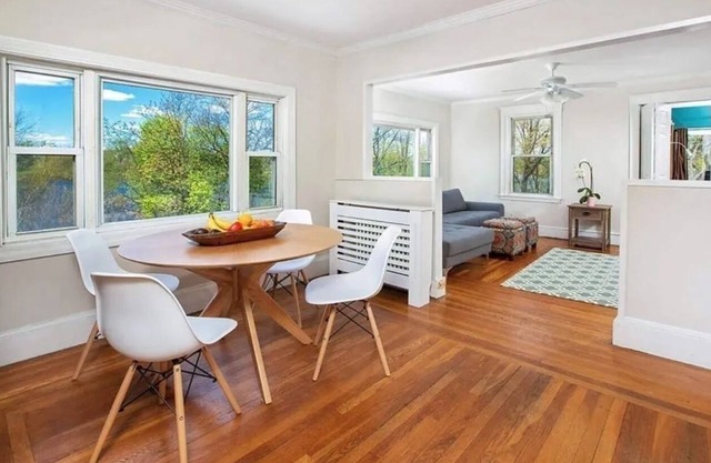 Convenient 2-bedroom apartment with water views by Assembly Row in Somerville