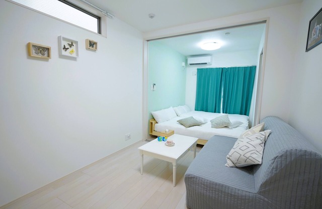 Convenient 5-minute walk from Teradacho Station in the Tennoji area Comfortable, safe, quiet, and clean lodging (up to 6 people) for private use
