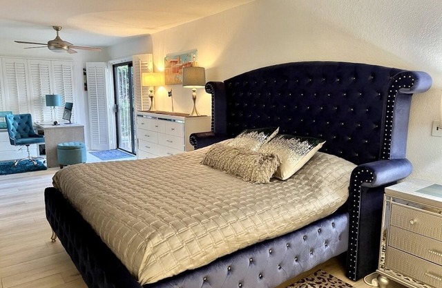 Convenient South Palm Springs location!