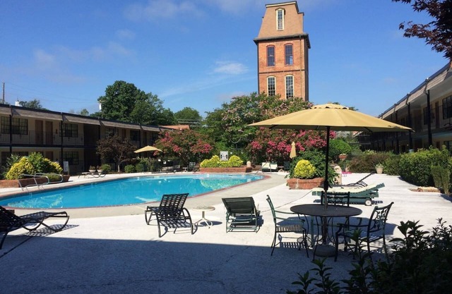 Convenient to Duke Hosp/Univ & Walkable to DT