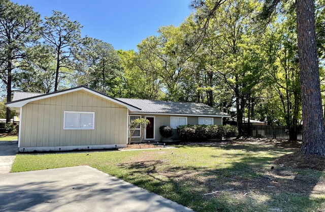 Conveniently Located in Town - Near Hospital