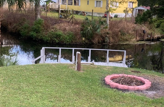 COOL CHAZ Waterfront River Rental-4Kayaks-1Canoe-2docks-boathouse