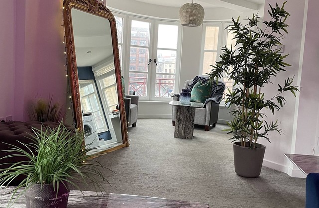 COP26 1 Bed City Centre Apartment
