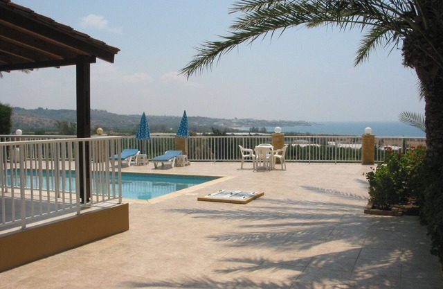 Coral Bay, Peyia, Bungalow, disable friendly, sea view, pool