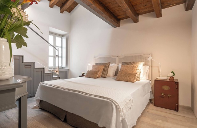 CORLO Holiday Home