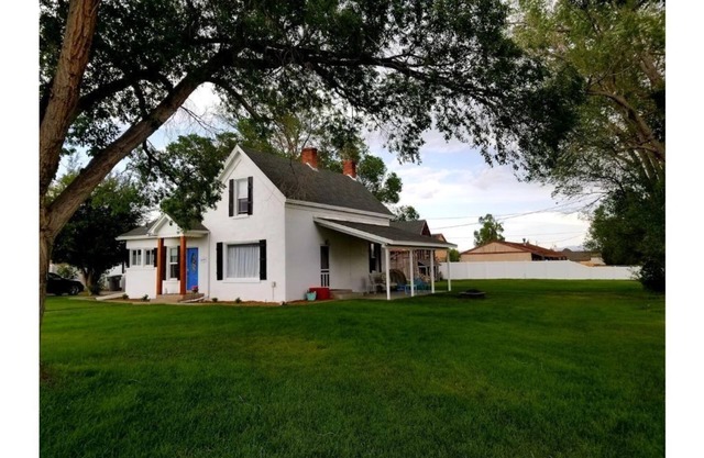 Corner Cottage