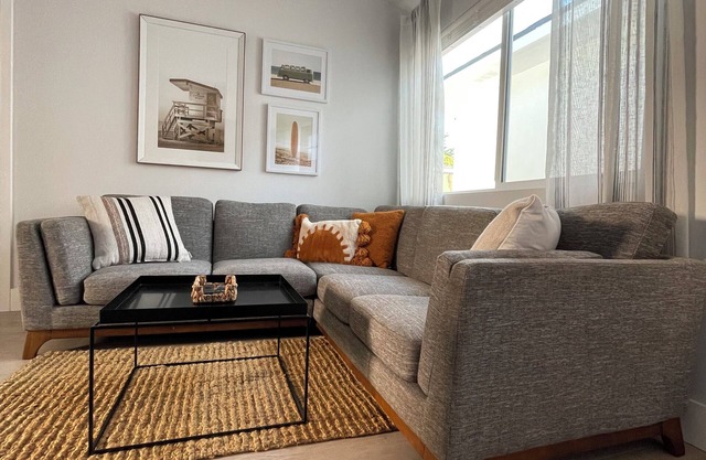 Costa Mesa Guesthouse near beaches, freeways, much more!