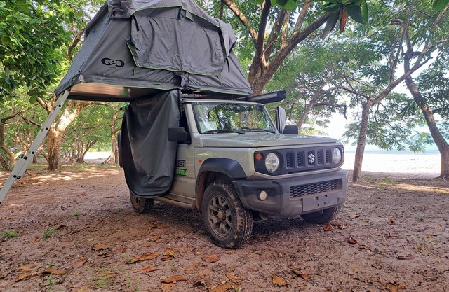 Costa Rider Campervan / Suzuki Jeep Jimmy 44 With Roof Tent