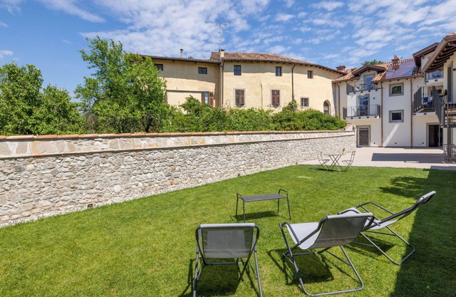 Cosy apartment for 4 people with WIFI, A/C, TV, terrace and pets allowed
