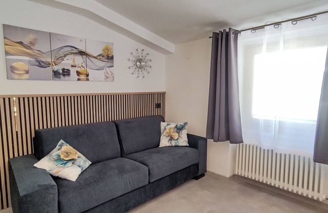 Cosy apartment for 5 people with WIFI, TV, patio and panoramic view