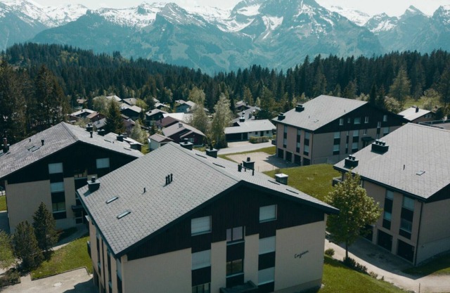 Cosy apartment for 4 people with WIFI, TV, balcony, pets allowed and parking