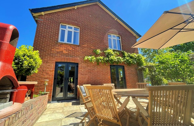 Cosy base for scenic routes