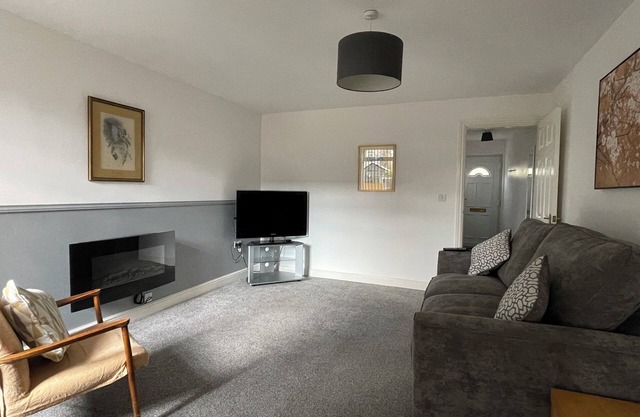Cosy & Comfortable Apt W/parking