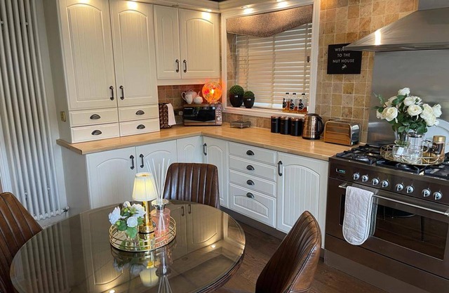 'cosy Cottage' - 2 Bed High End Cottage in Bawtry