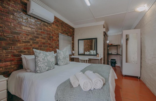 Cosy Cottages Guesthouse