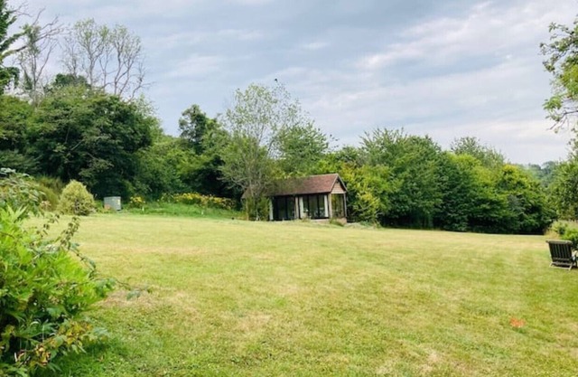 Cosy Country Hideaway