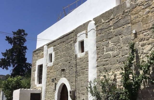 Cosy Greek village house. 5 min drive to beach. Quiet and off the tourist trail.