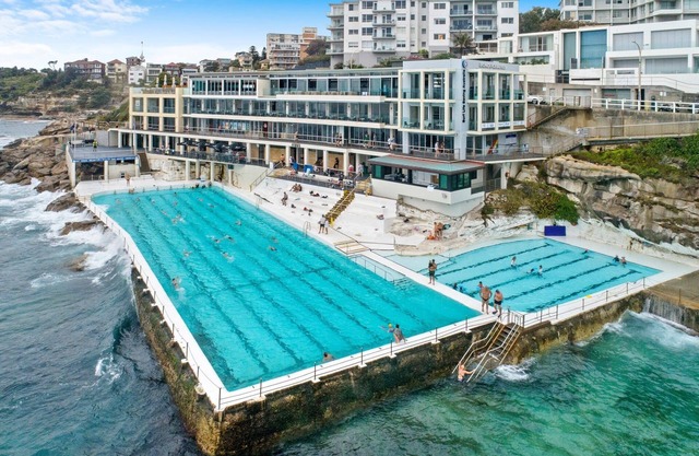 Cosy Retreat in Bondi Junction -1BR Gem