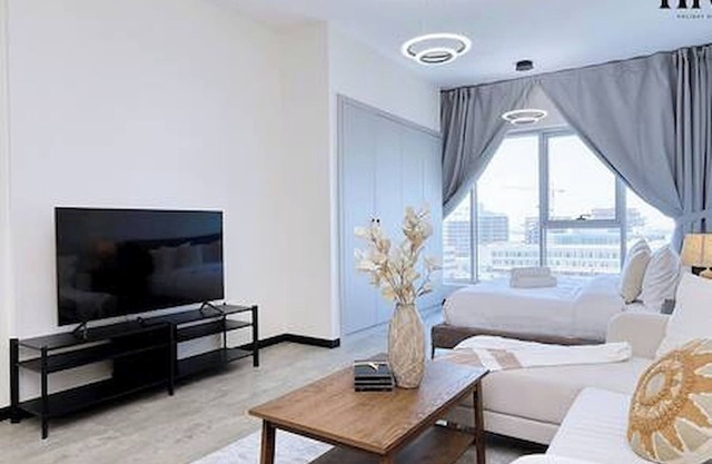 Cosy Studio in Skycourts Tower