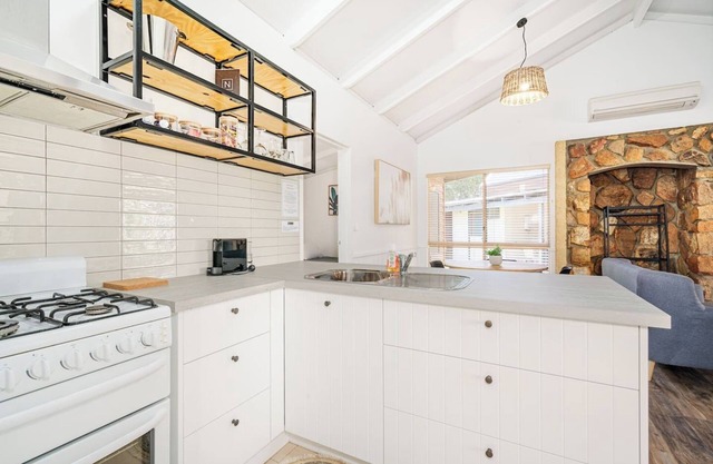 Cottage 8 - Bay View Resort