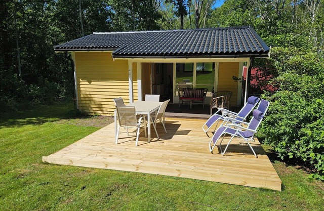 Cottage , Private Sauna for 8 people and big garden