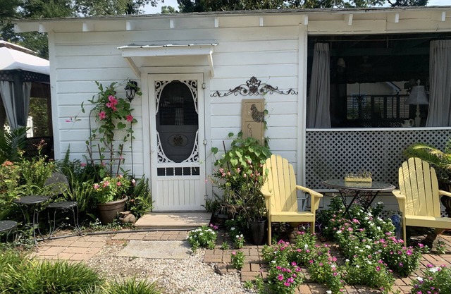 Cottage/Tiny House Living Accommodation in Beaufort for Cost-conscious Traveler