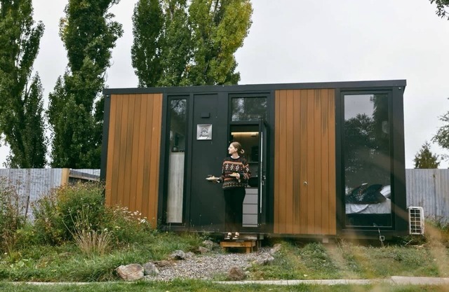 Country Garden Retreat by Tiny Away