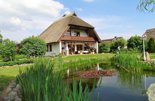 Country holiday home at Teich- Reet covered/Ostseenah/bei Binz - Apartment